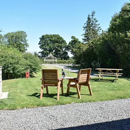 Semesterbostad Mayfields Retreat